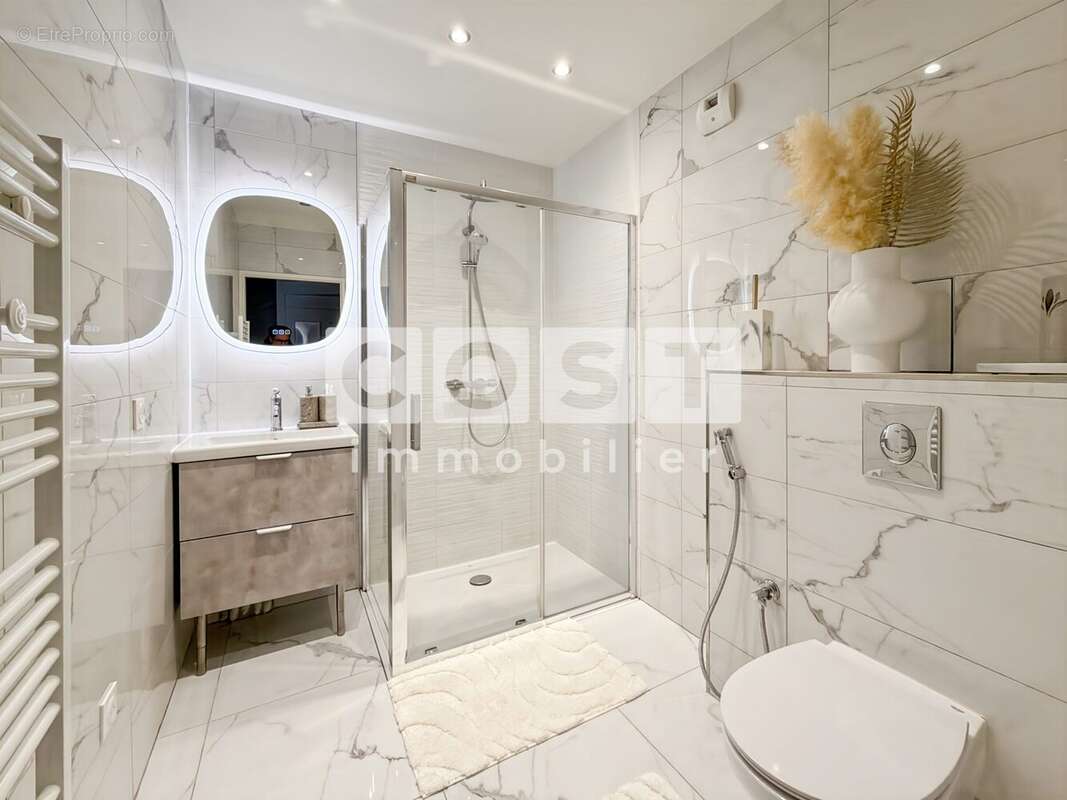 Appartement à GENNEVILLIERS