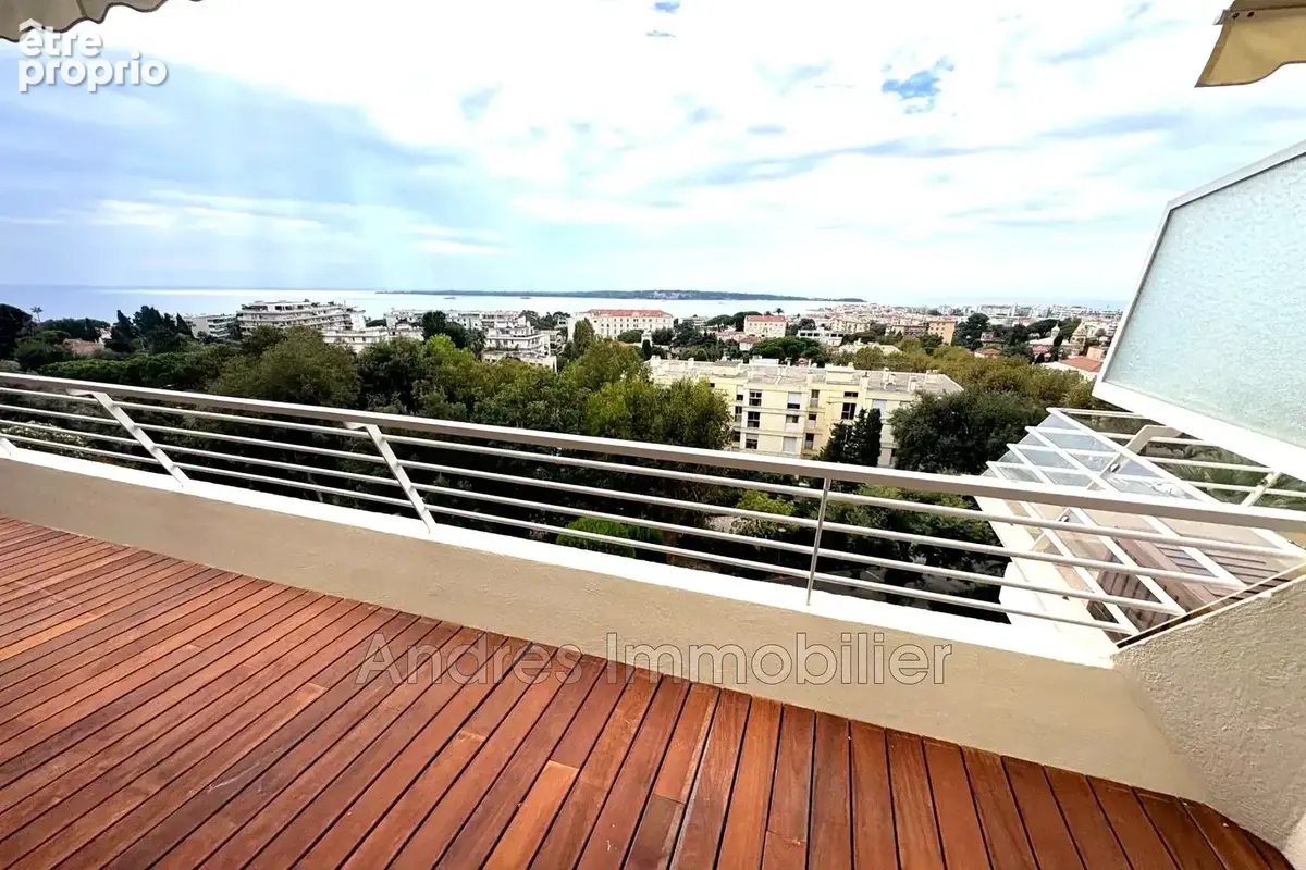 Appartement 4 pièces 91 m² à vendre à Cannes (06400) - photo 2