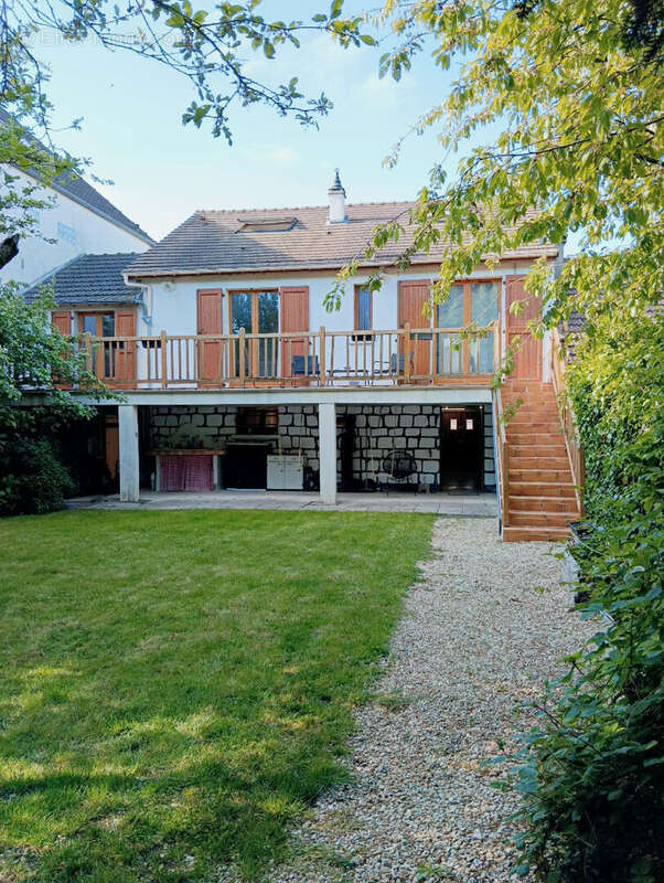 Maison à TRAPPES