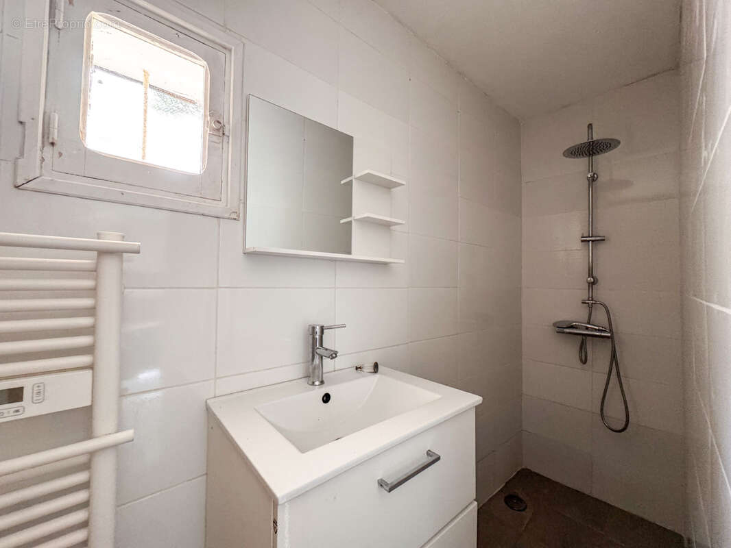 Maison à CLONAS-SUR-VAREZE