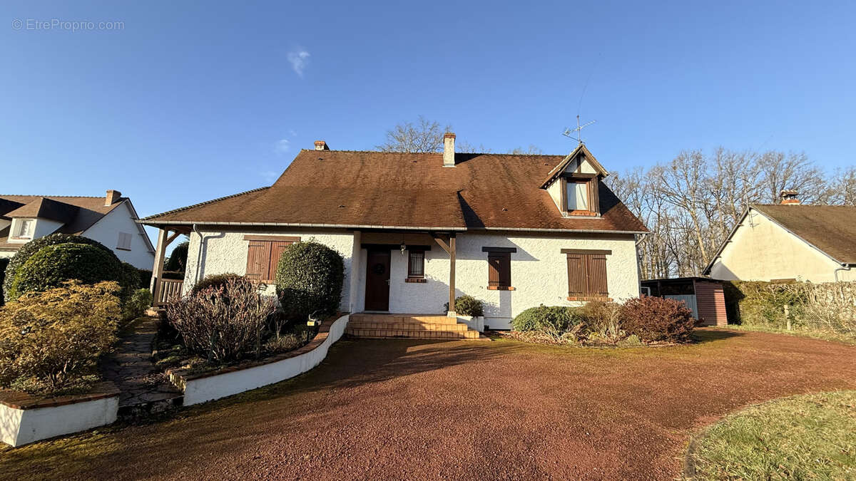 Maison à SAINT-CYR-EN-VAL
