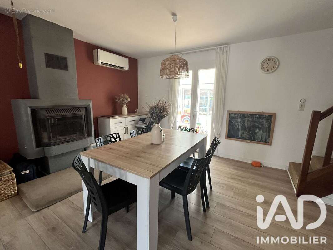 Maison 129 m² à Gennetines  - photo 3