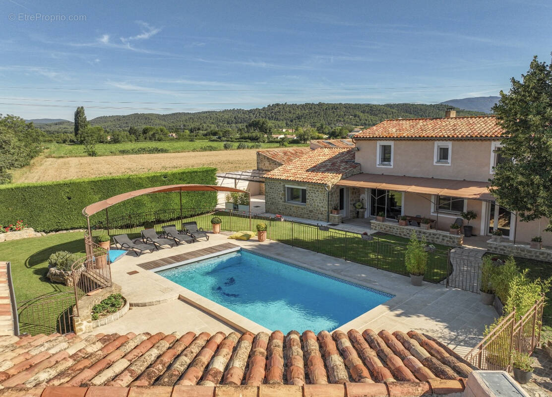 Maison à VILLELAURE