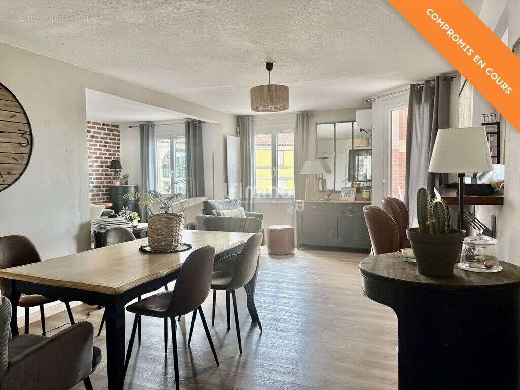 Appartement à FREJUS