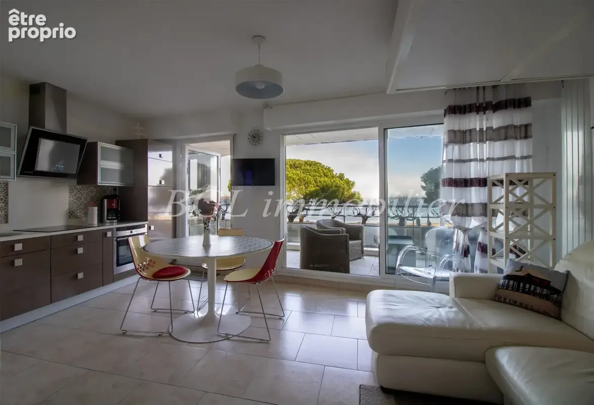ARCACHON - Appartement d’exception en première ligne face au Bassin - photo 3