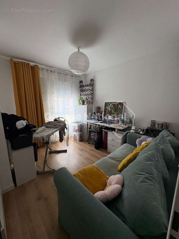 Appartement à GRISY-LES-PLATRES