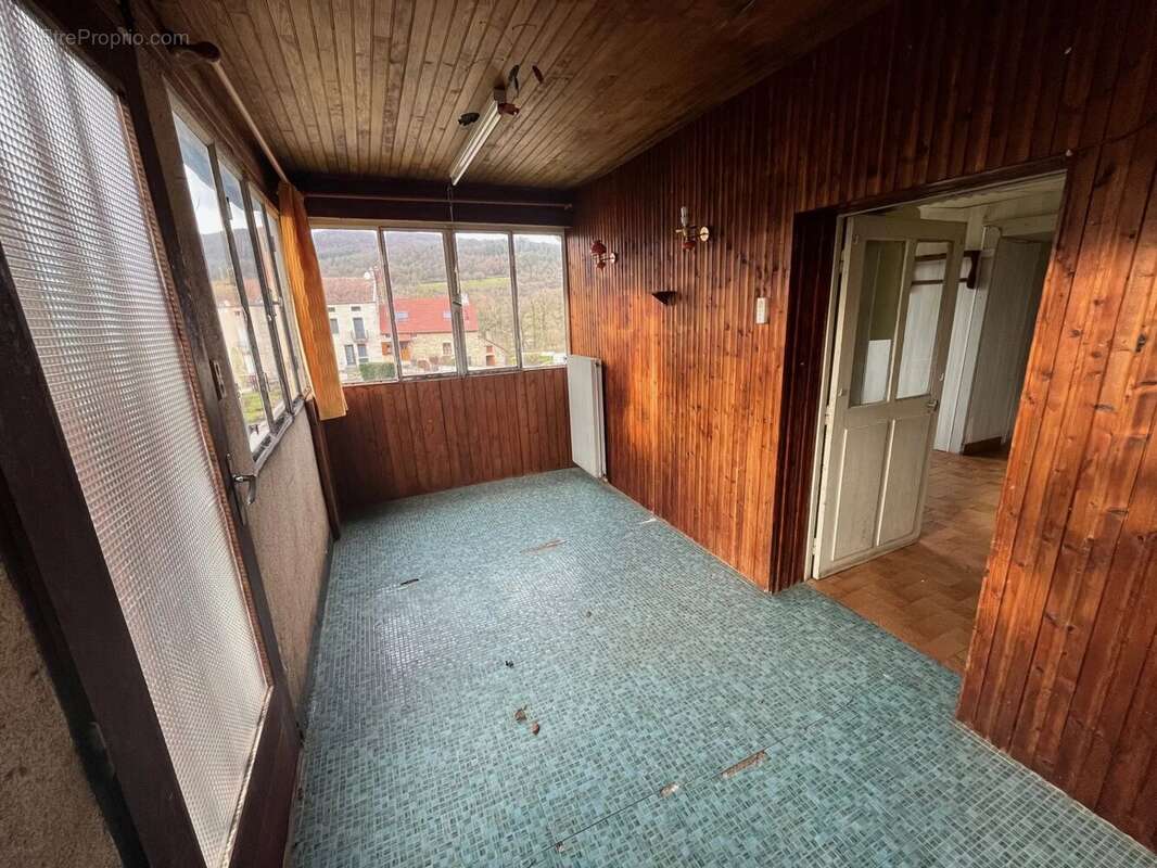 Maison à SAINT-VICTOR-SUR-OUCHE