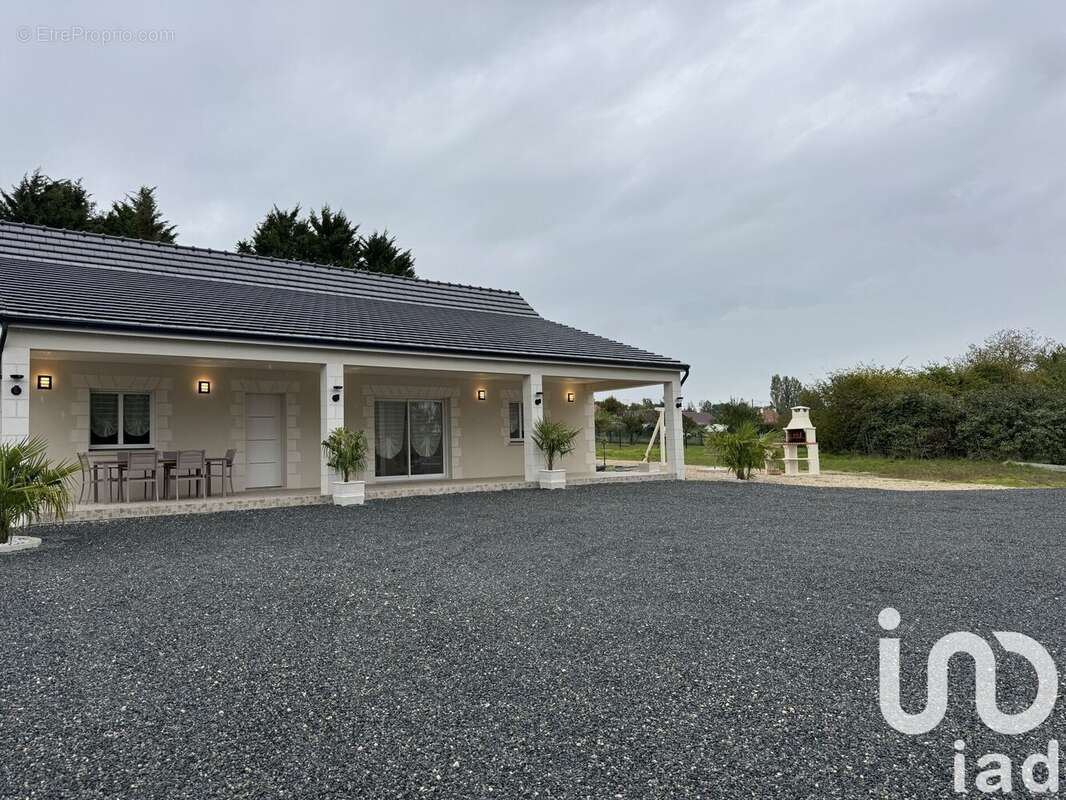 Photo 2 - Maison à GIEVRES