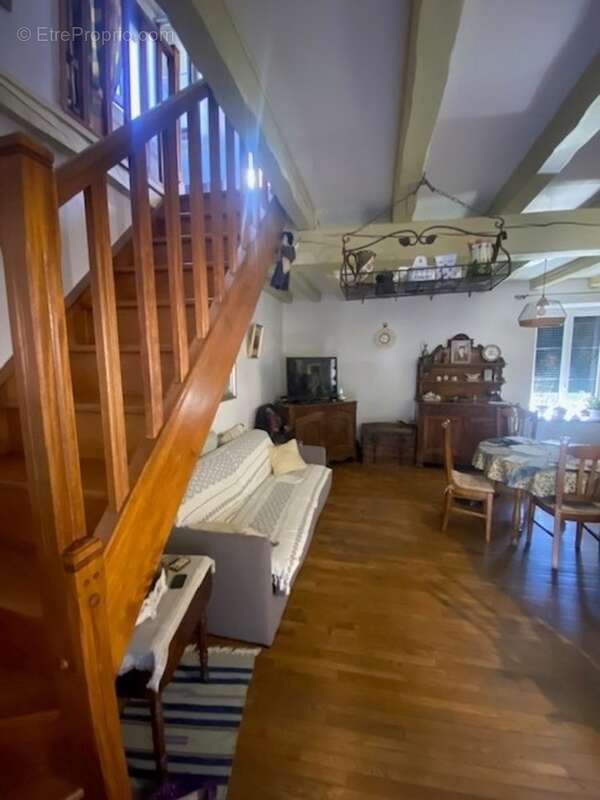 Maison de campagne  à vendre 3 pièces proche de Salers (15) - photo 9
