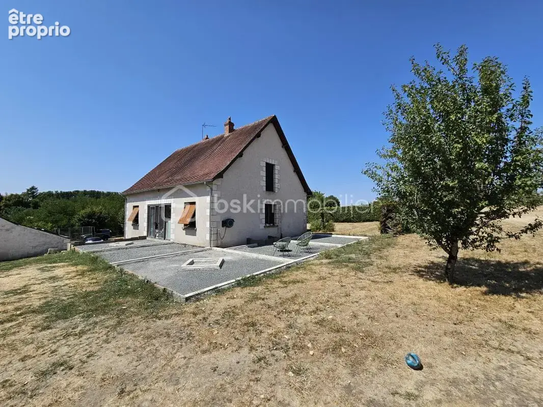 Rare ! LOCHES à 2 pas du centre ville - photo 3
