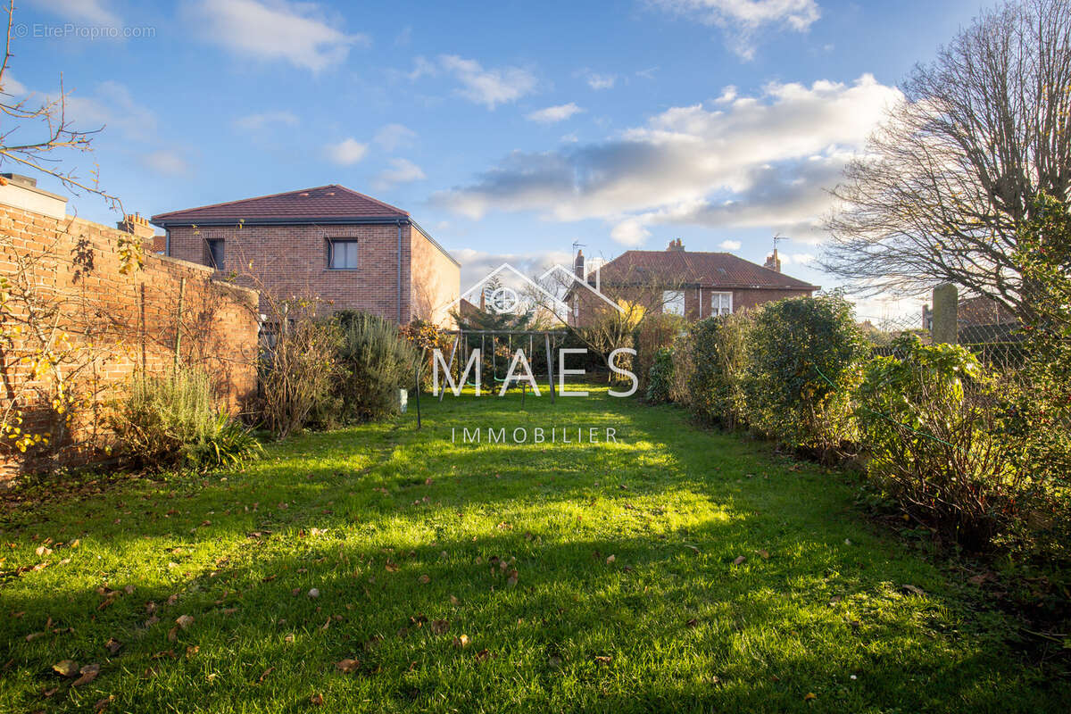 Maison à WAMBRECHIES