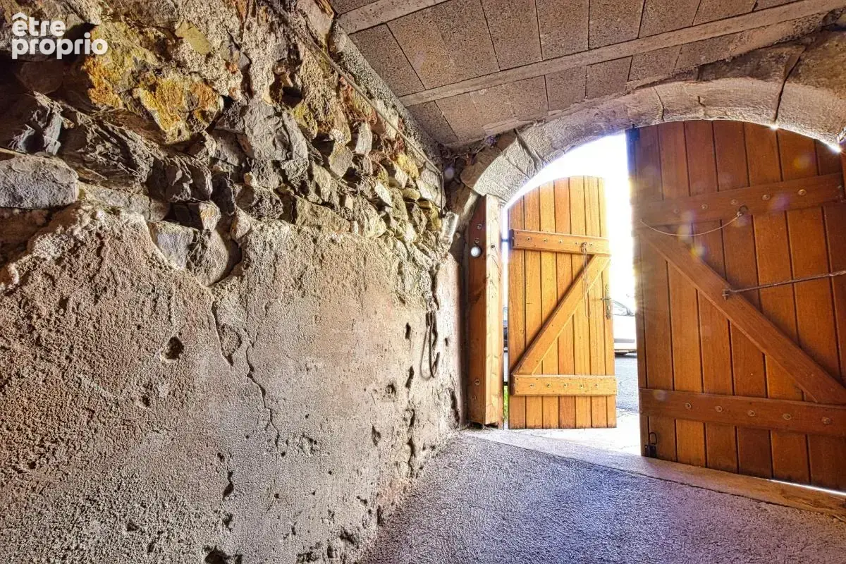 Élégante maison de caractère avec terrasse au cœur du centre historique - photo 13