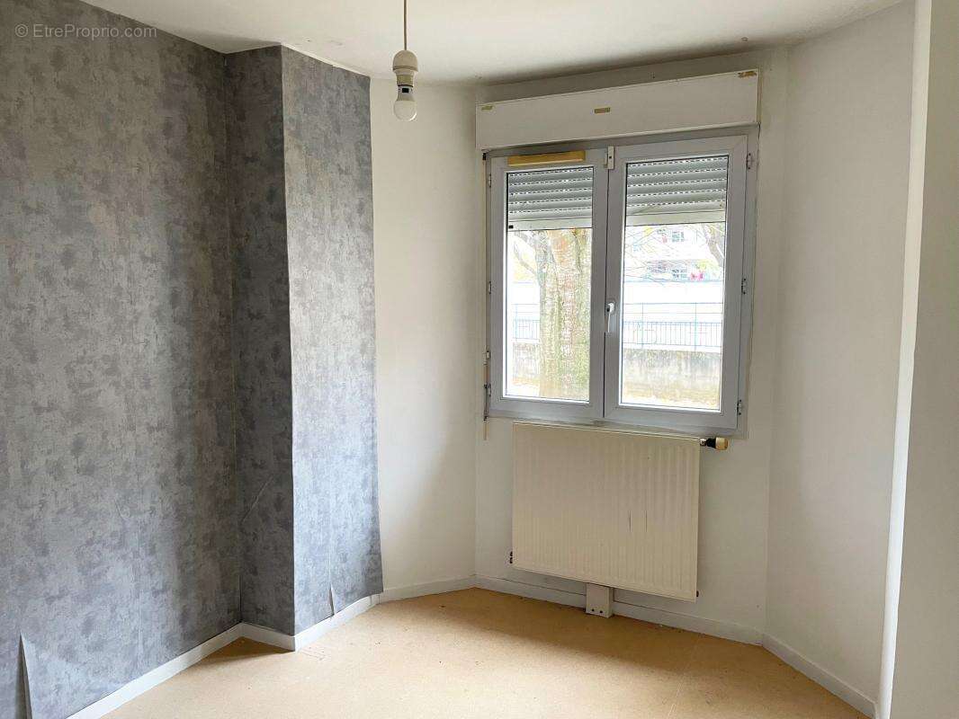 Appartement à MAINVILLIERS