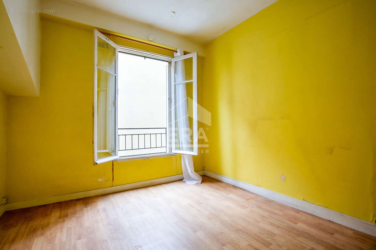 Appartement à PARIS-12E