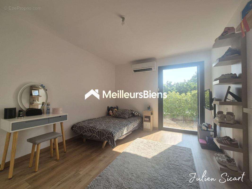 Villa contemporaine plain pied de 172m² - photo 15