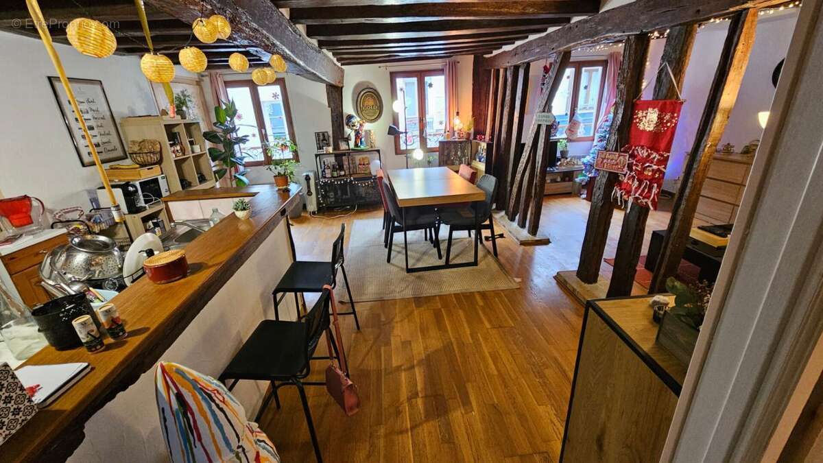 Appartement à HOUDAN