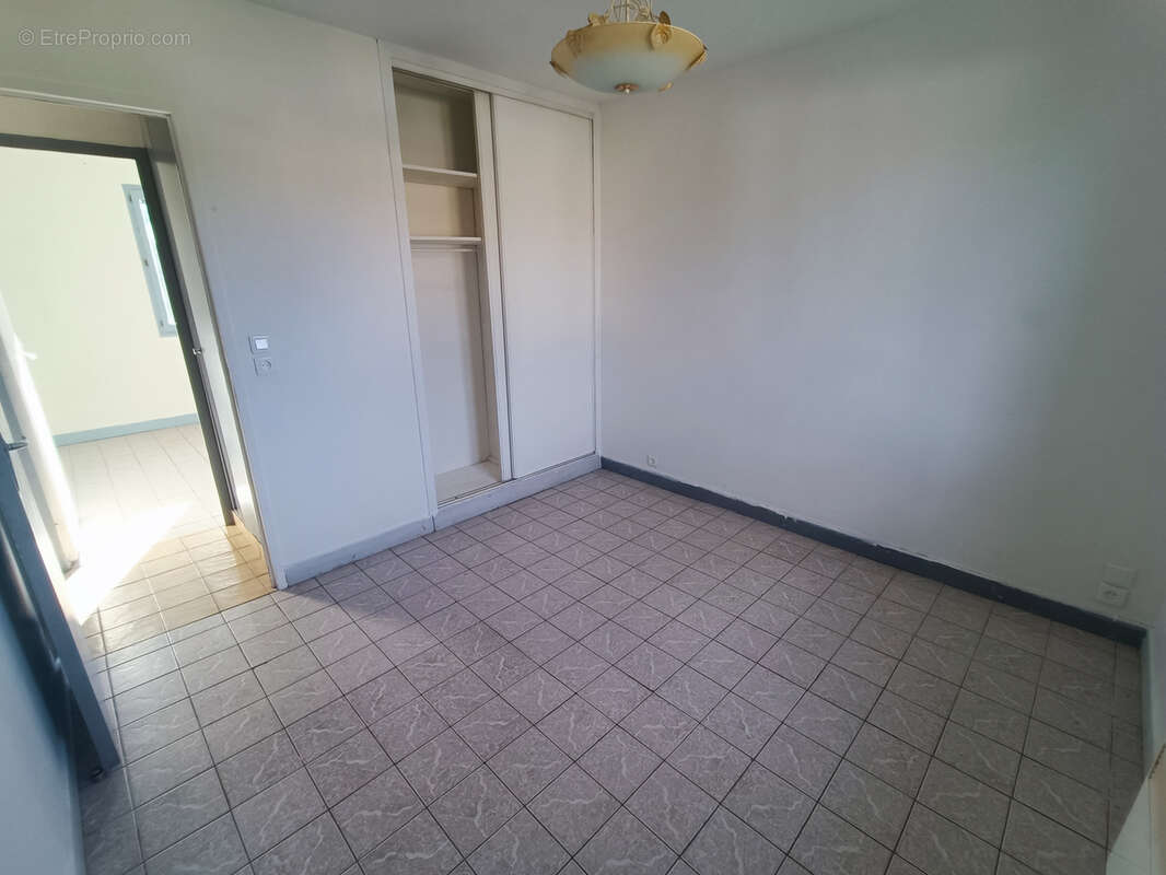 Maison à CHARENTONNAY