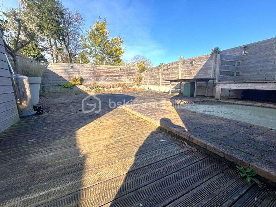 Maison à LA VILLE-ES-NONAIS