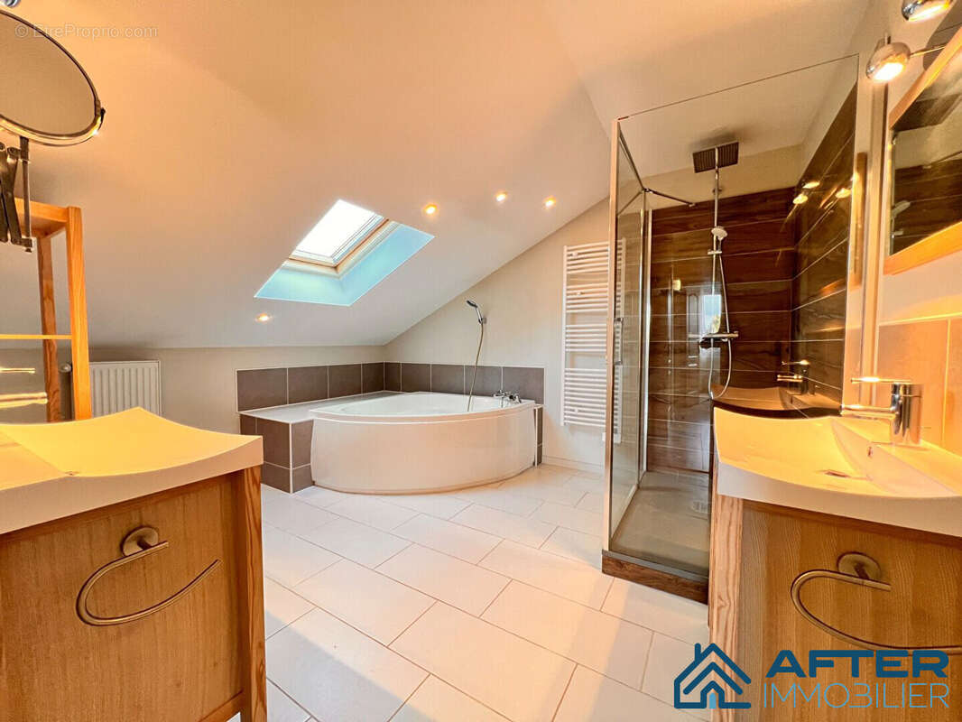 Maison à MONT-SUR-MEURTHE