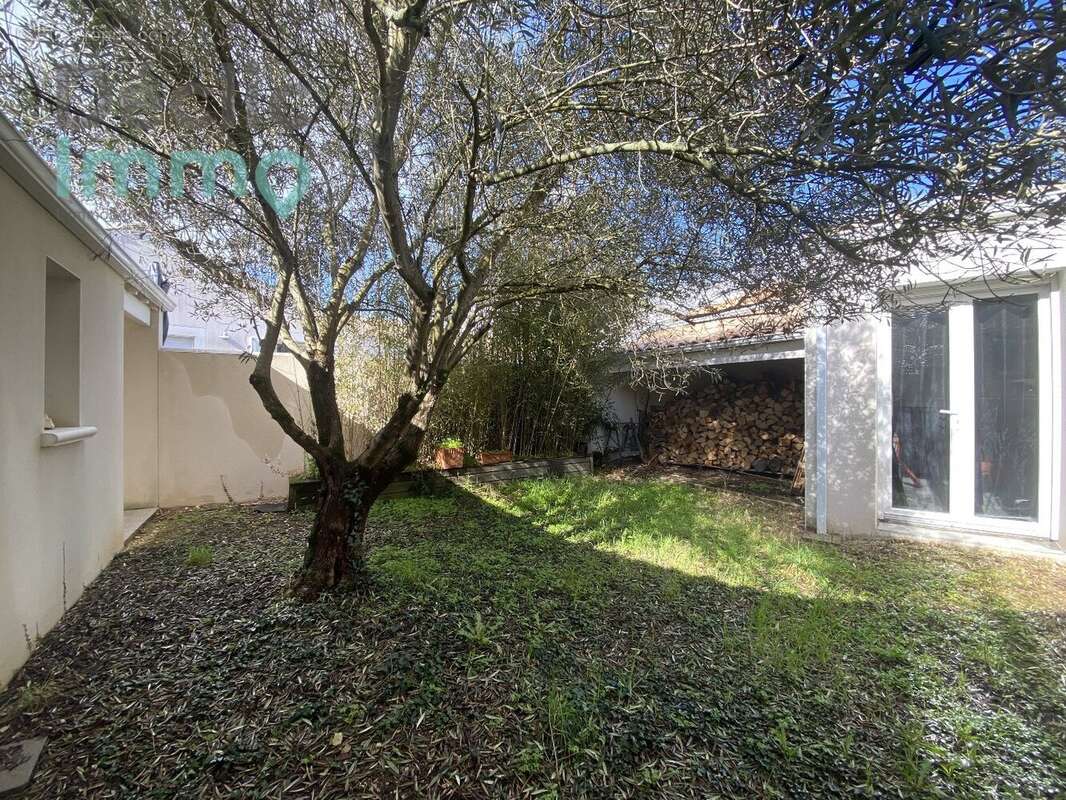 Maison à DOMPIERRE-SUR-MER