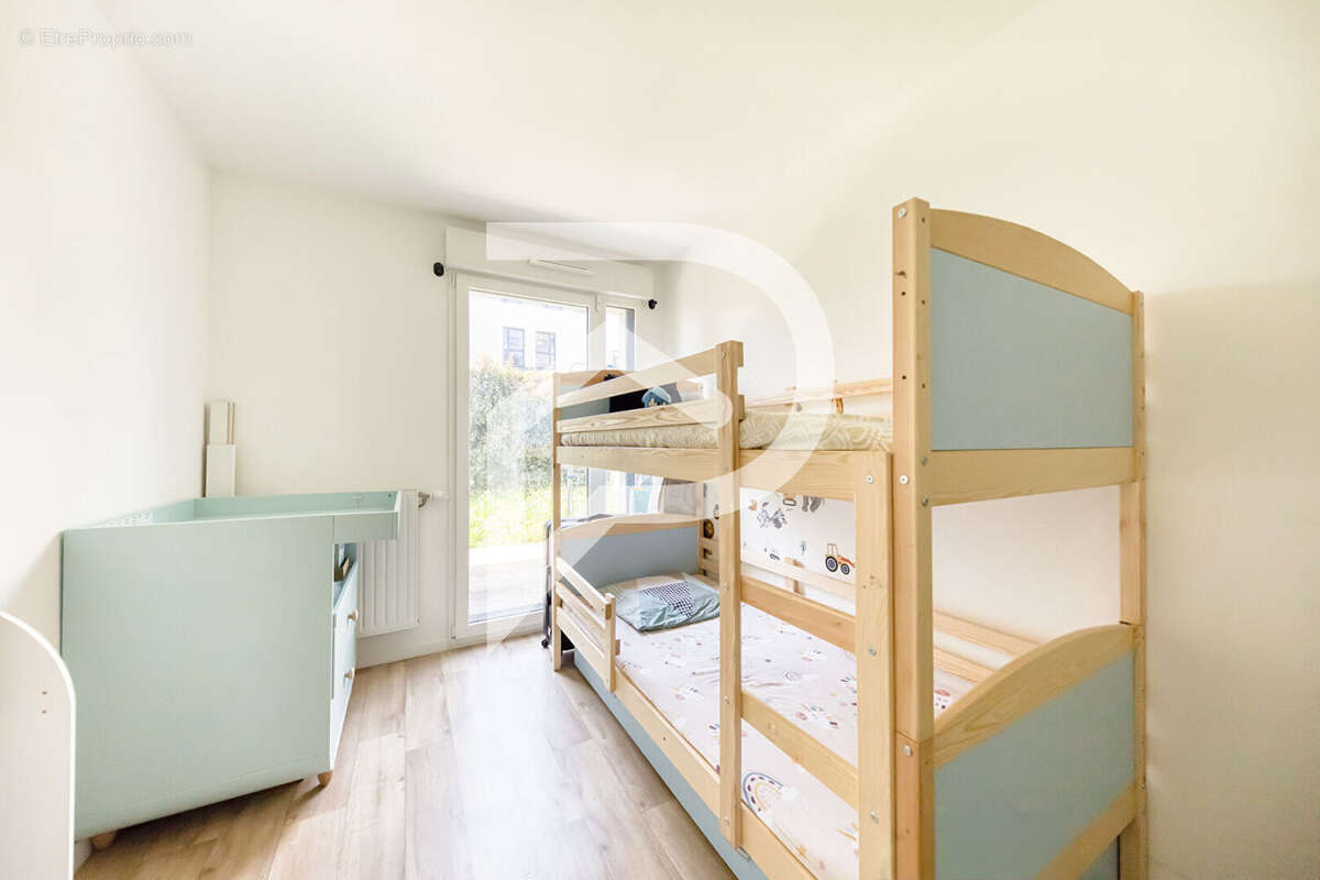 Appartement à COLOMBES