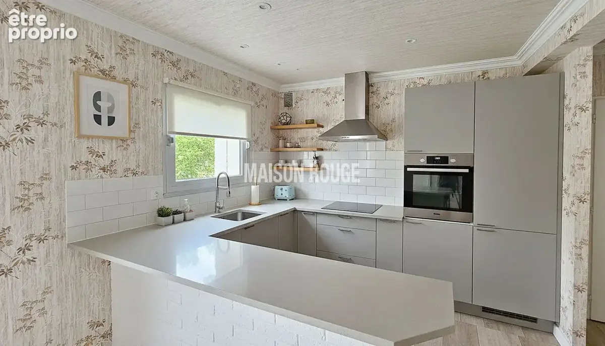 Propriété d'exception à Saint Gildas de Rhuys Deux maisons, 7 chambres, piscine chauffée, commerces et plages à pied - photo 6
