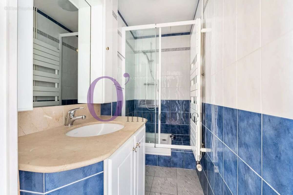 Appartement à PARIS-11E