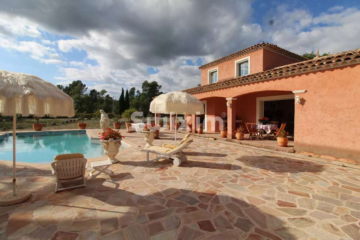 Maison à FAYENCE