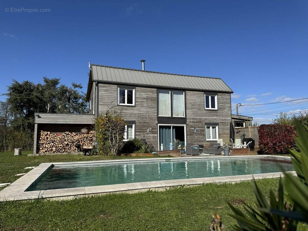 Maison à FONTAINE-BELLENGER