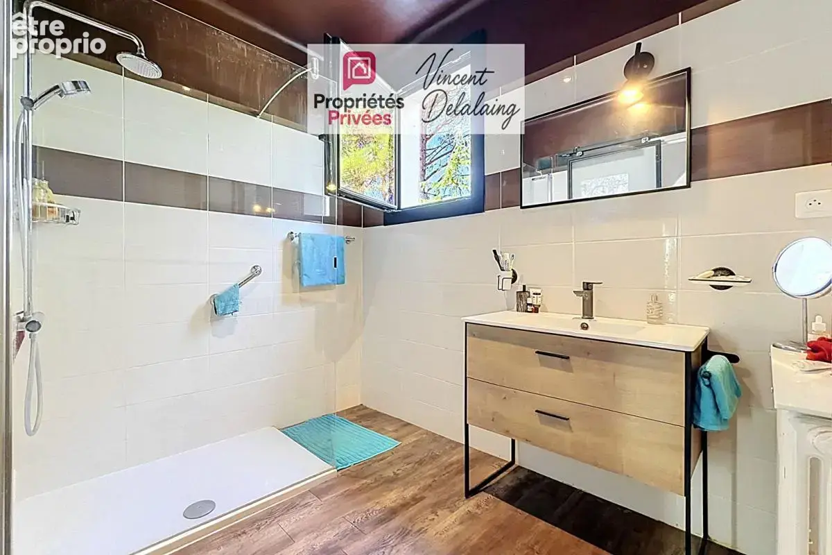 Superbe maison T5 rénovée avec piscine, studio et garage - photo 11