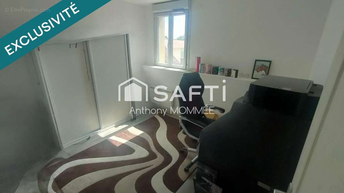 Photo 2 - Appartement à SAINTE-JULIE