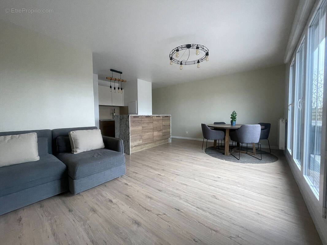 Appartement à SAINT-GRATIEN