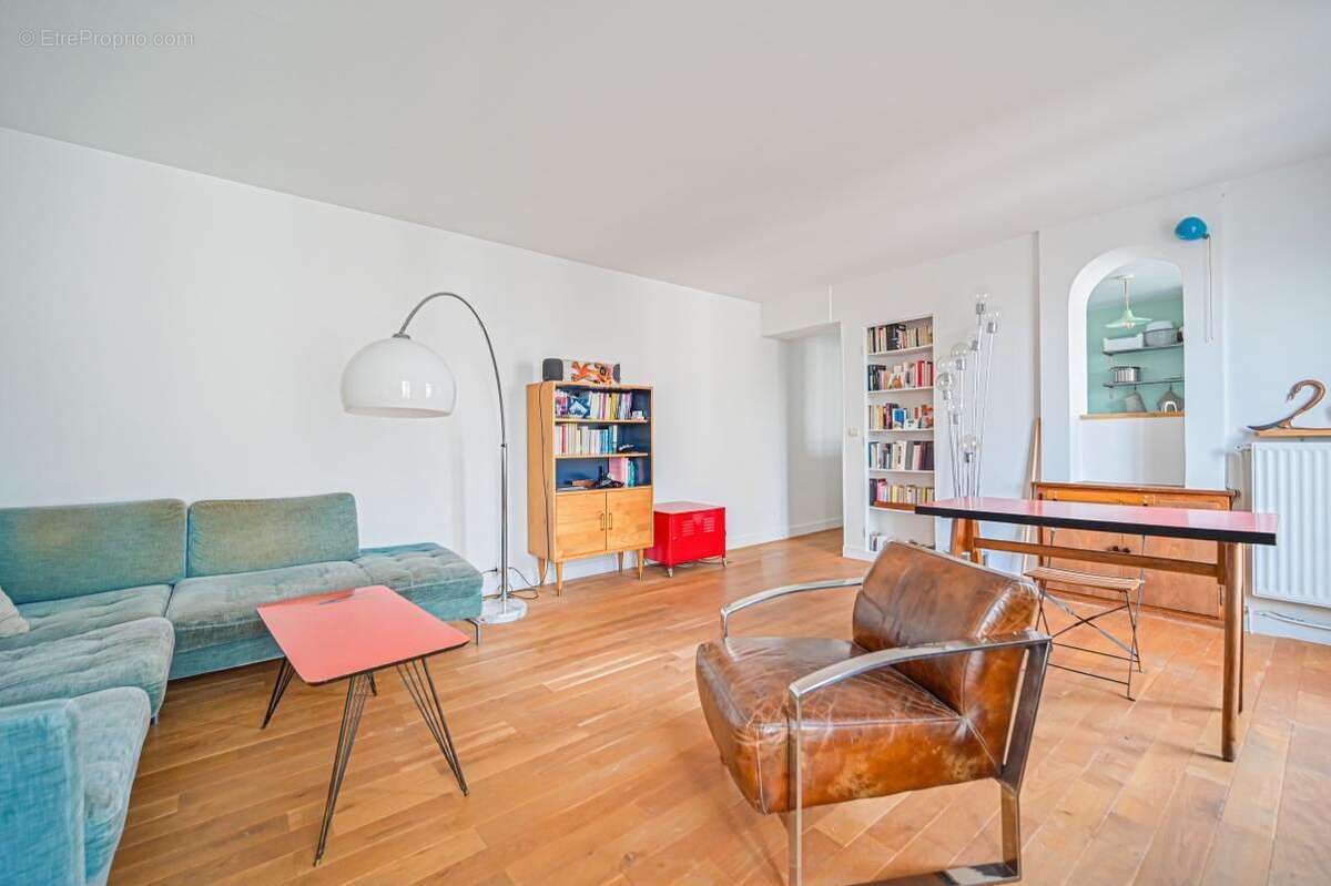 Appartement à PARIS-18E