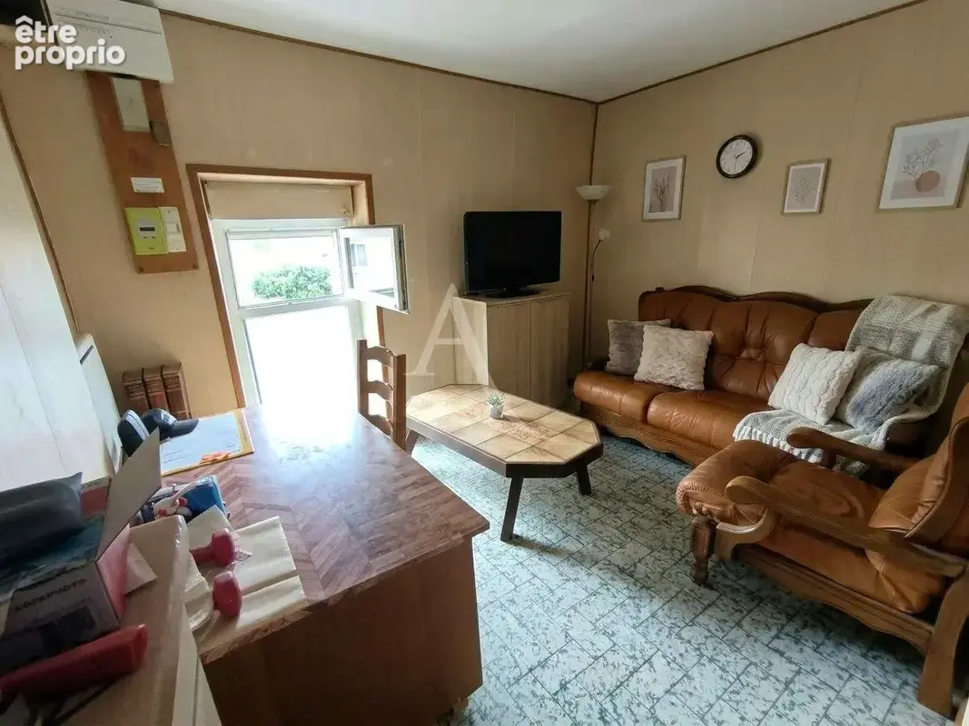 EN VENTE - IMPHY - Appartement T2 . ideal investisseur - photo 5
