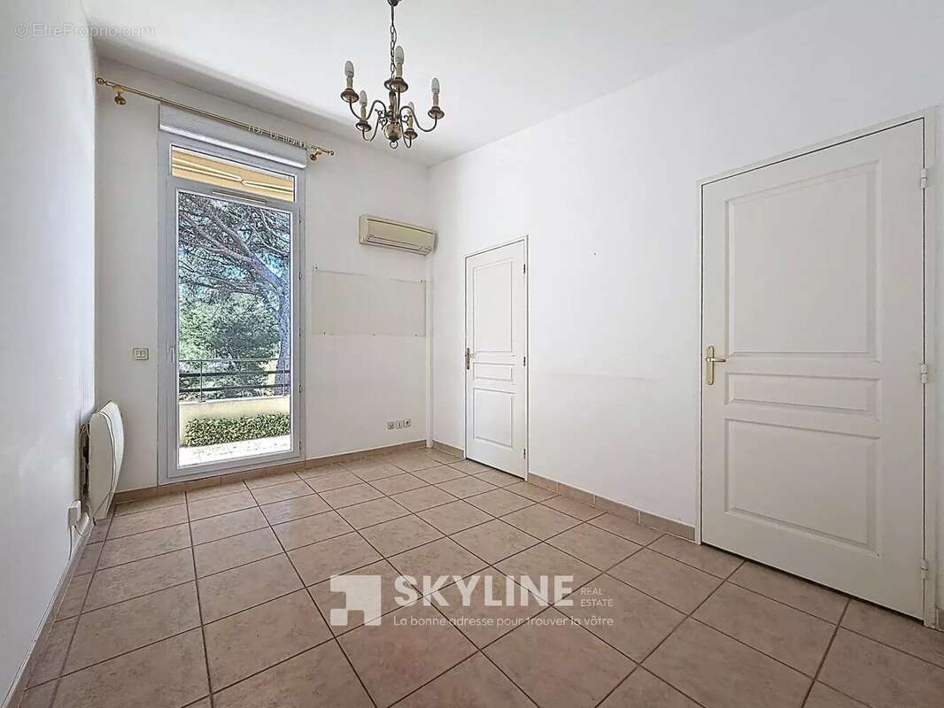 Appartement à MARSEILLE-9E