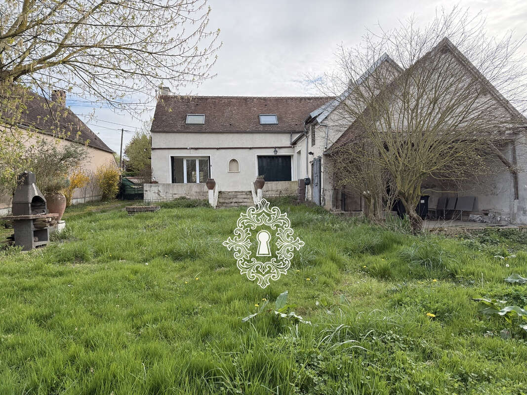Maison à BRAY-SUR-SEINE