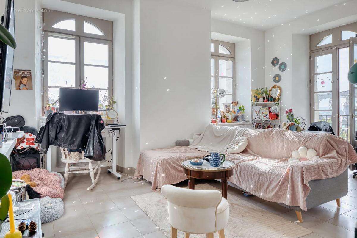 Appartement à CANTELEU