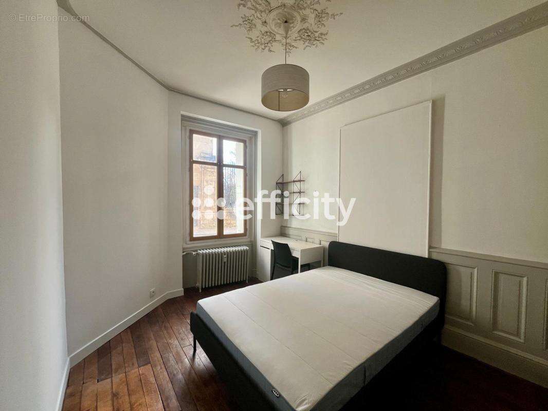 Appartement à POITIERS