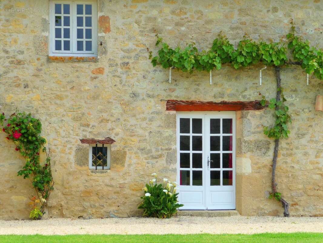 Magnifique manoir en position dominante avec piscine - photo 25