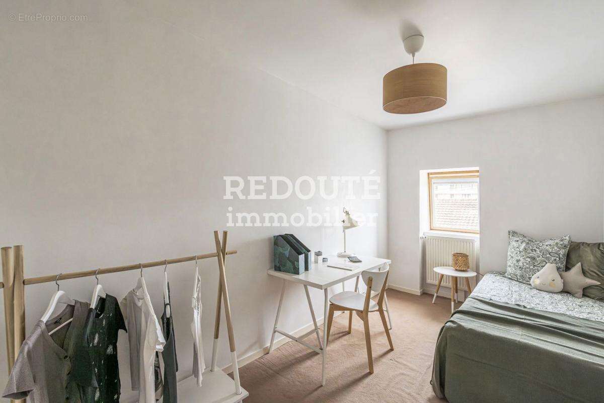 Appartement à TINQUEUX