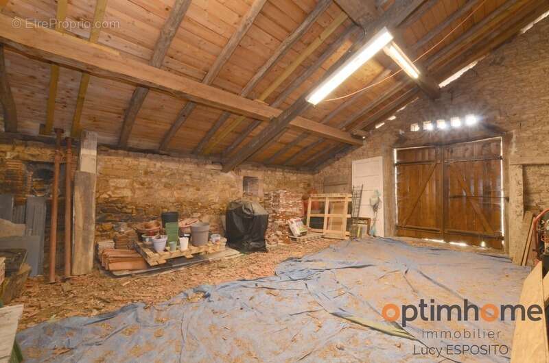  Spacieuse maison de campagne aux multiples possibilités – Saint-Christophe, Charente  - photo 51