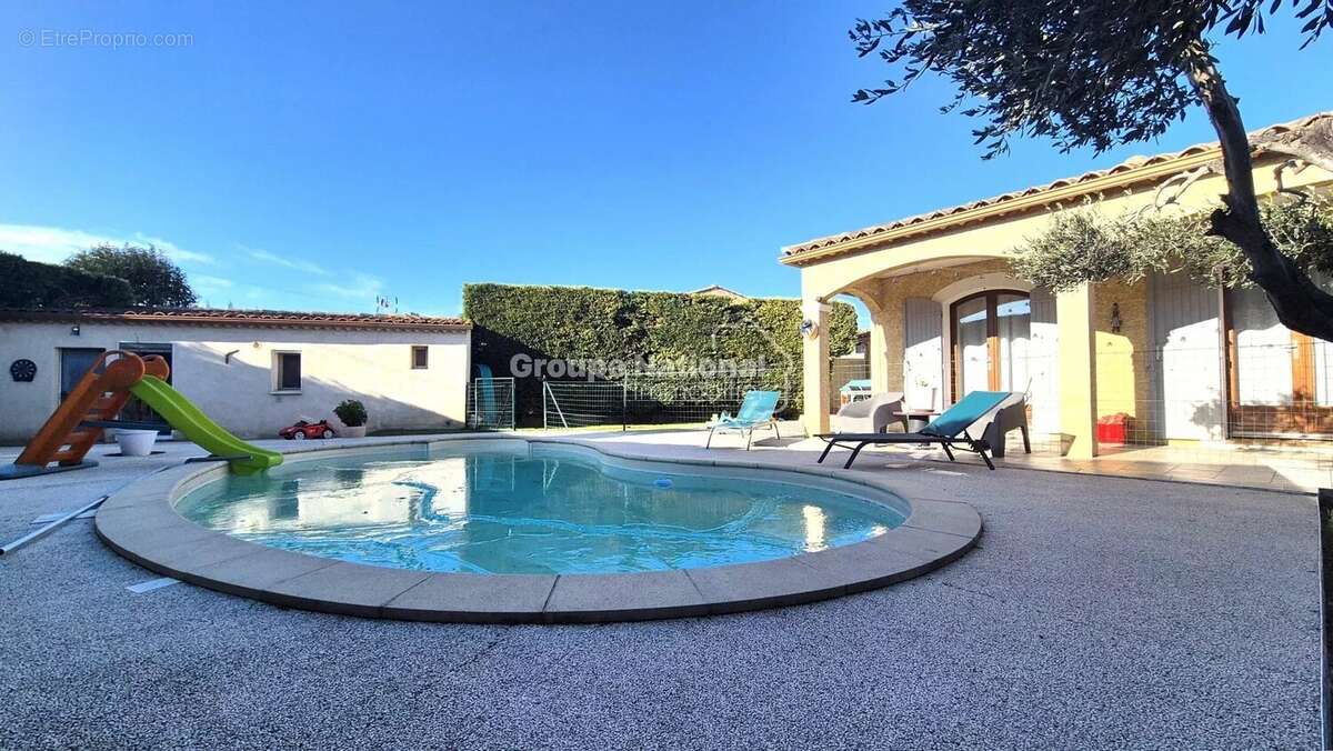 Maison à LES ANGLES