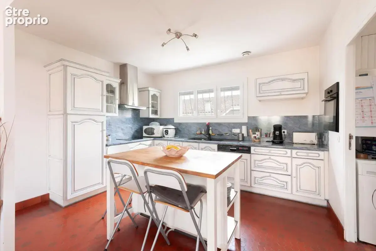 Une maison de plain-pied alliant confort, fonctionnalité et beaux volumes ! - photo 2