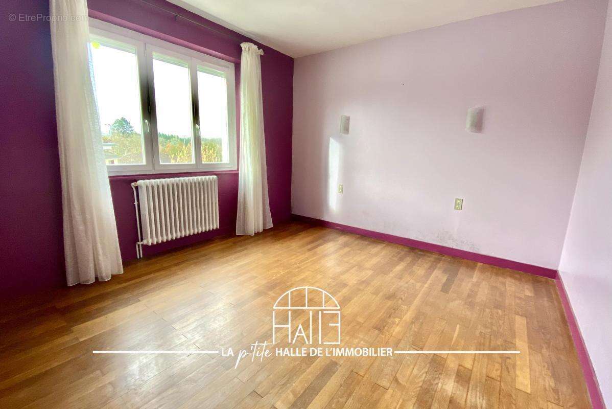 Maison 121 m² à Oradour-Sur-Glane  - photo 7