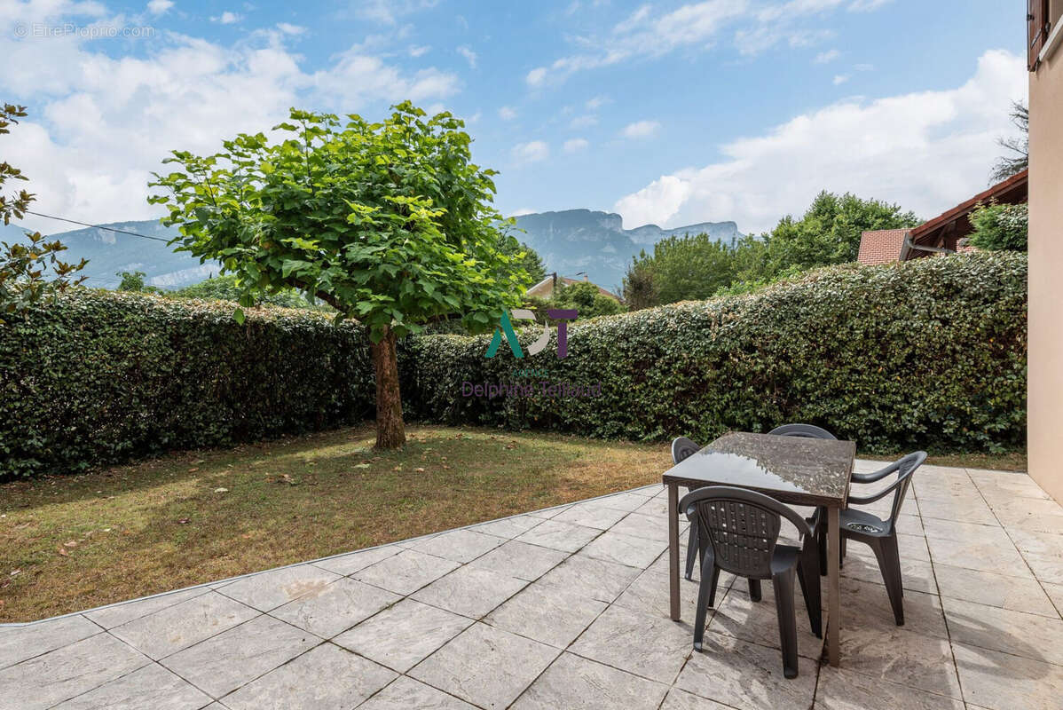Maison 152 m² à Saint-Egreve  - photo 2