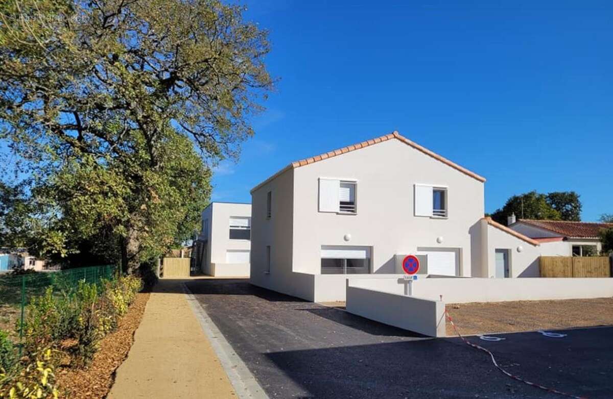 Maison récente - photo 2