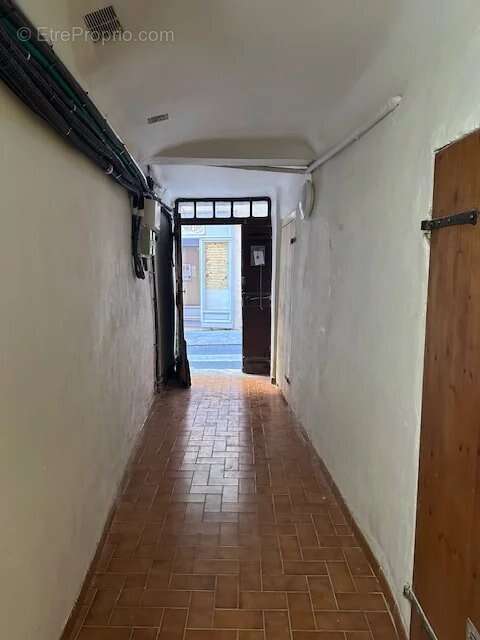 Appartement à COTIGNAC