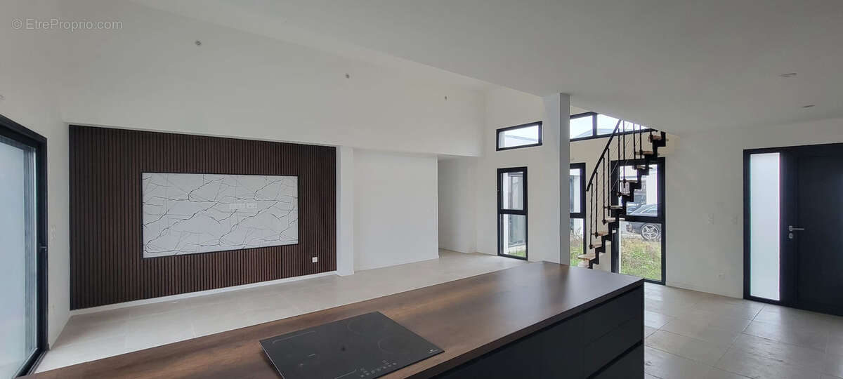 Maison à SAINT-MELAINE-SUR-AUBANCE