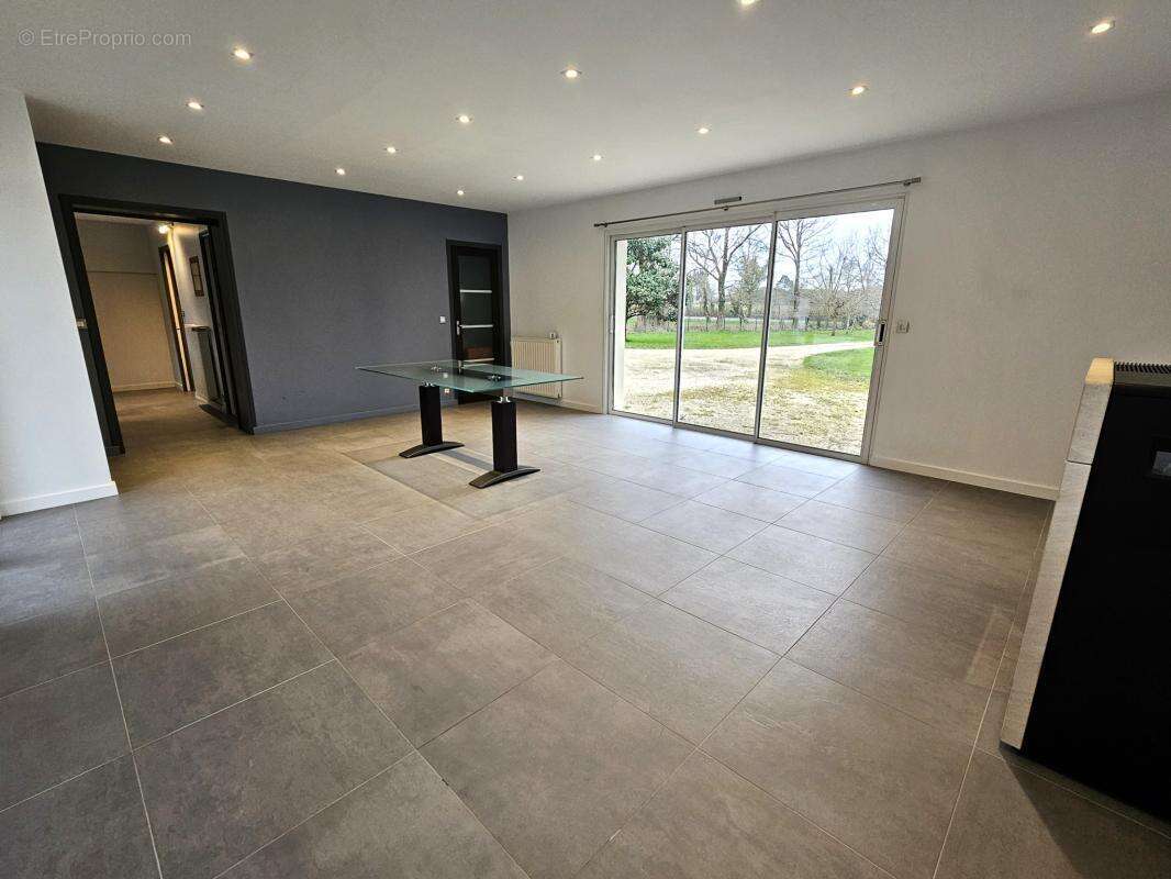Maison à HERIC