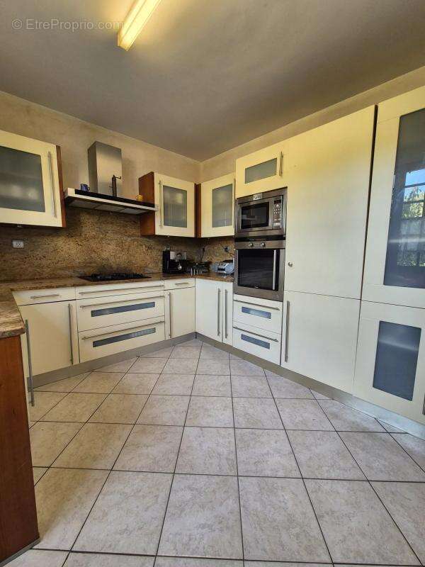 Maison à BOUC-BEL-AIR